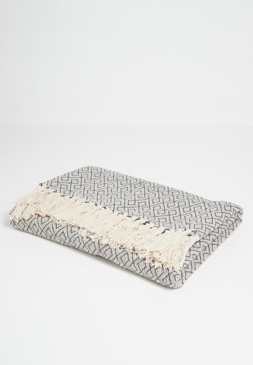 Sixth Floor - Marley Cotton Geo Throw - Grey