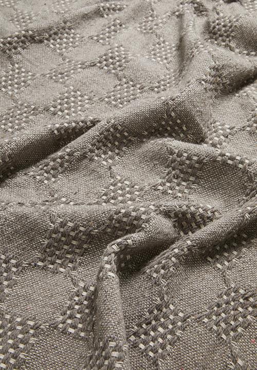 Sixth Floor - Fin Cotton Geo Throw - Natural