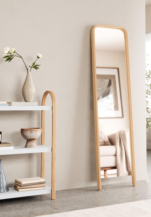 Umbra - Bellwood leaning mirror - natural