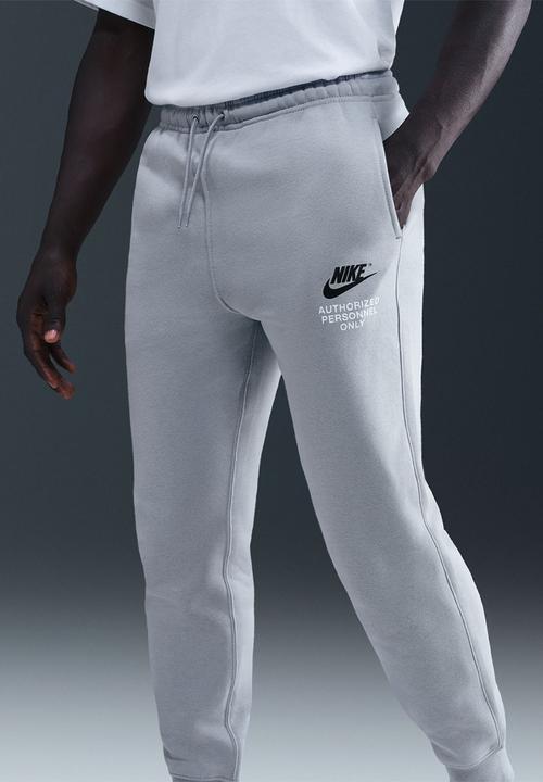 Nike - NSW Club Authorised Joggers, - Wolf Grey