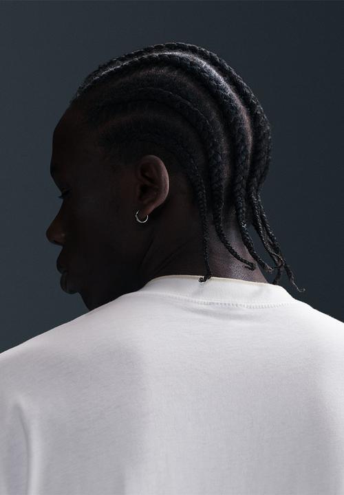 Nike - Nike Air T-Shirt in - White / Light Orewood Brown