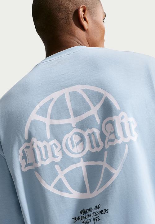 Nike - Solo Swoosh Graphic T-Shirt - Light Blue