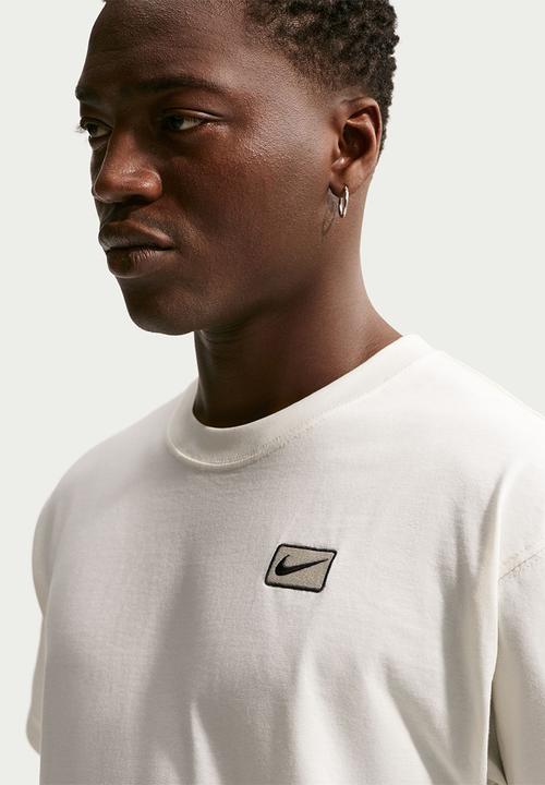 Nike - Nsw Sf Gfx Ss Tee - Sail