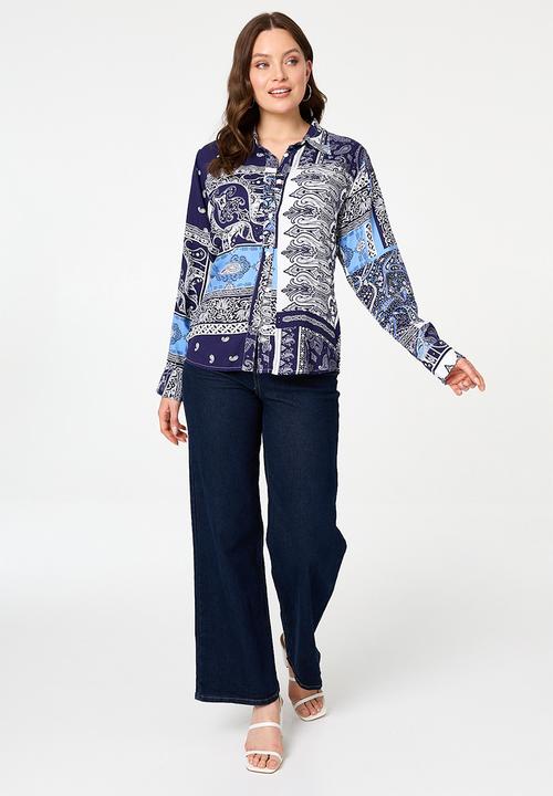 Izabel London - L/S Button Through With Collar Hankerchief Print Top - Navy