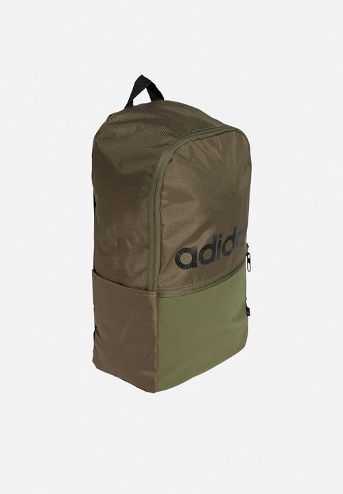 adidas Performance - Clsc Bp Day - Olive Strata/Black