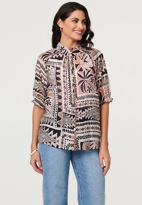 Izabel London - S/S With Elastic Button Through With Embroidery Detail Down Placket - Multi Brown