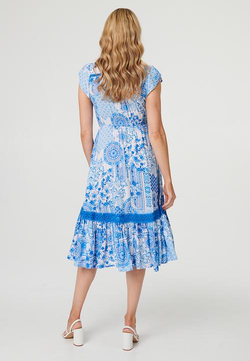 Stella Morgan - Cap Sleeve With Flutter V-Neck Button Through Midi Dress With Border Print Detail - Blue