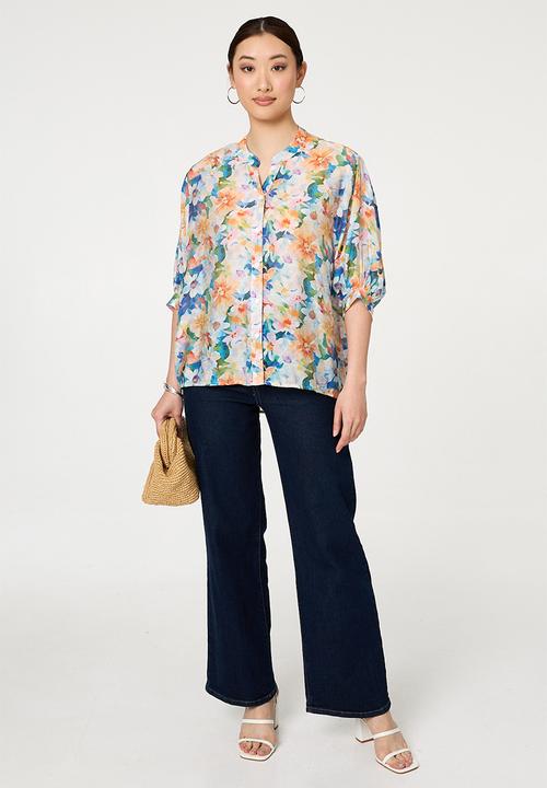 Stella Morgan - Half Sleeve Batwing Easy Wearing Printed Sheer Blouse With Back Button Stand Detail - Multi Blue