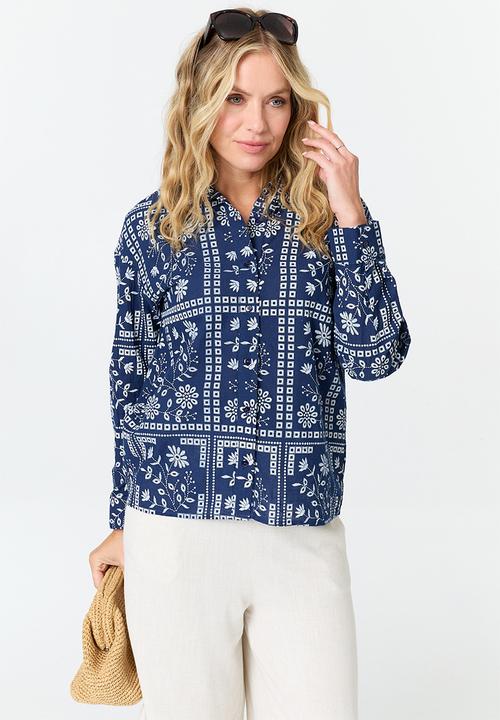 Stella Morgan - L/S Button Through All Over Printed Shirt - Blue