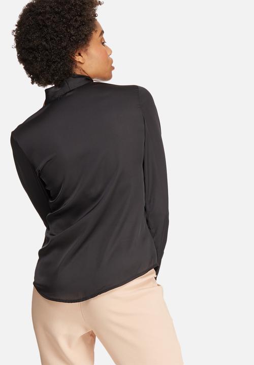 dailyfriday - Satin kitty bow blouse