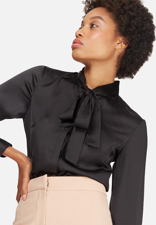 dailyfriday - Satin kitty bow blouse