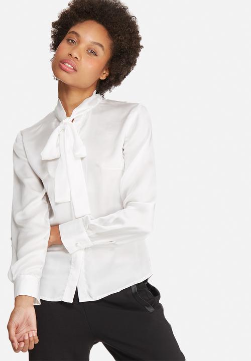 Satin kitty bow blouse - milk