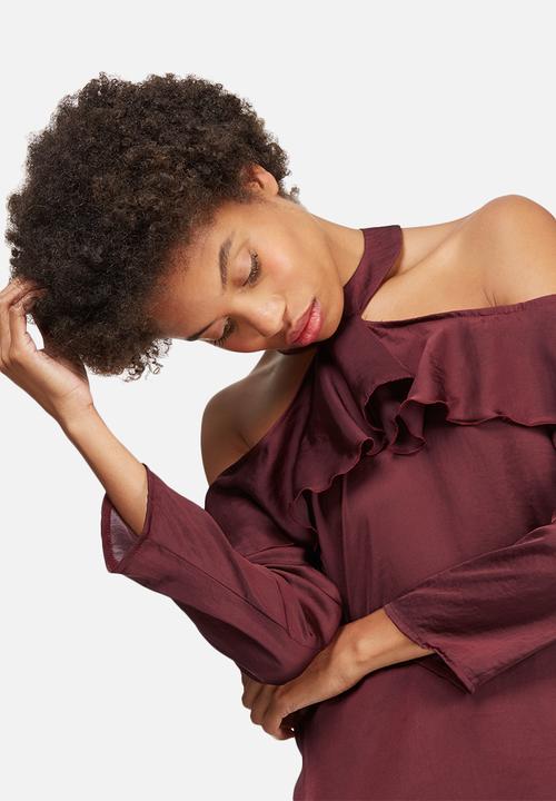 dailyfriday - Cold shoulder frill blouse