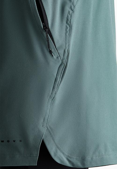H&M - Double-layered sports shorts with drymove? - dusty green