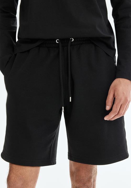 H&M - Regular fit sweatshorts - black