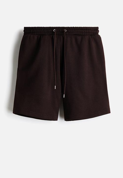 H&M - Regular fit sweatshorts - dark brown