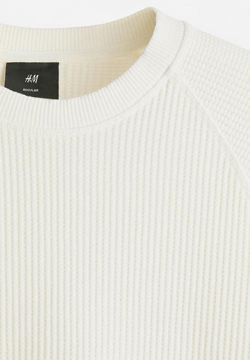 H&M - Regular fit long-sleeved waffled top - cream