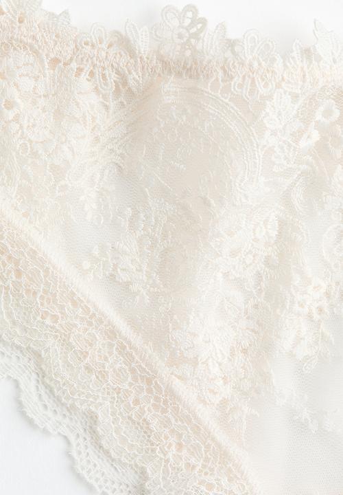 H&M - Embroidered brazilian briefs - cream