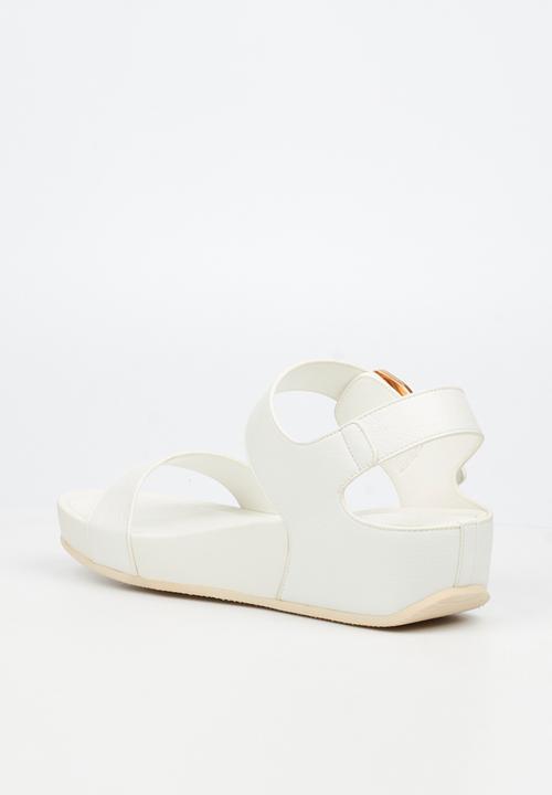 Butterfly Feet - Delia 16 ankle strap sandal - white