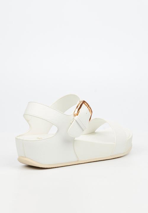 Butterfly Feet - Delia 16 ankle strap sandal - white