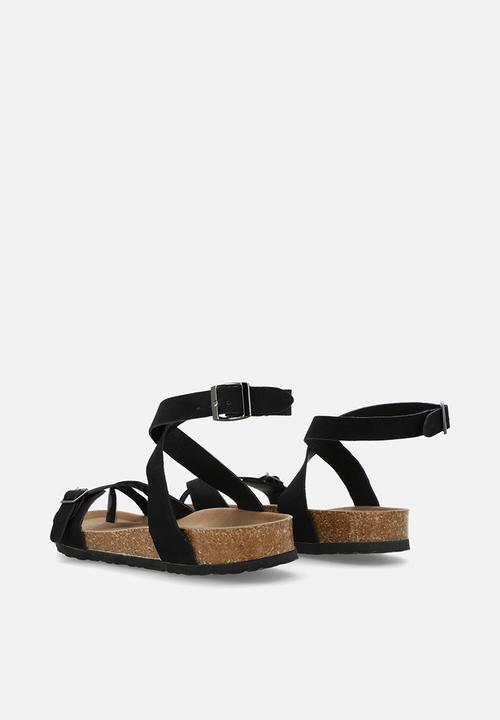 Pop Candy - Criss cross strapped sandals - black