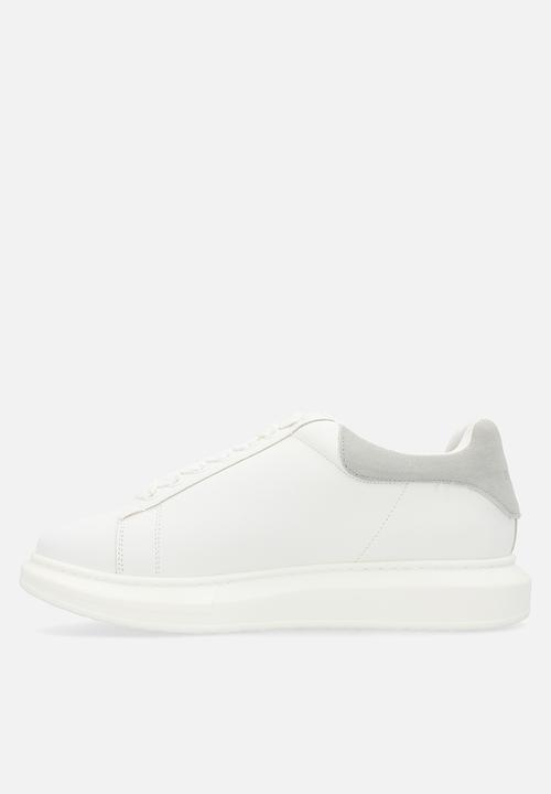 Steve Madden - Iccey ice suede - white