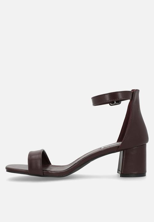 Madison® - Amira 4 open toe ankle strap - burgundy