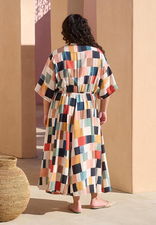 Me&B - Plus Joy Kaftan Dress With Tassel Trim - Multicolour