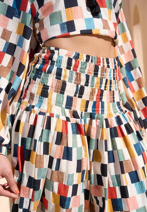 Me&B - Shirring Basque Maxi Skirt With Pockets - Multicolour