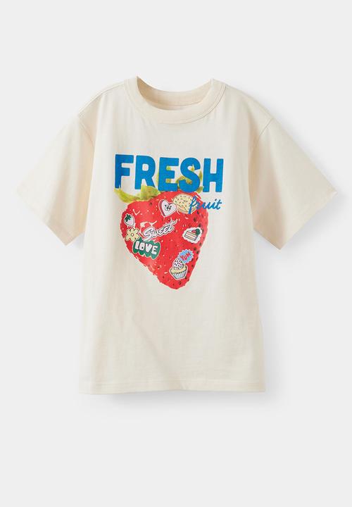 Cotton On - Essential Short Sleeve Graphic Tee - Dark Vanilla/Fresh Fruit