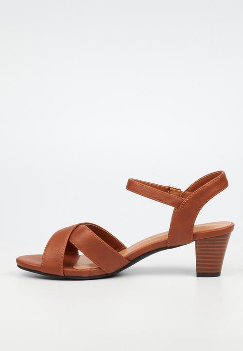 Butterfly Classics - Carol 1 ankle strap heel - tan