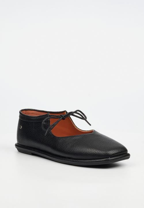 Butterfly Classics - Zaina 1 pump - black