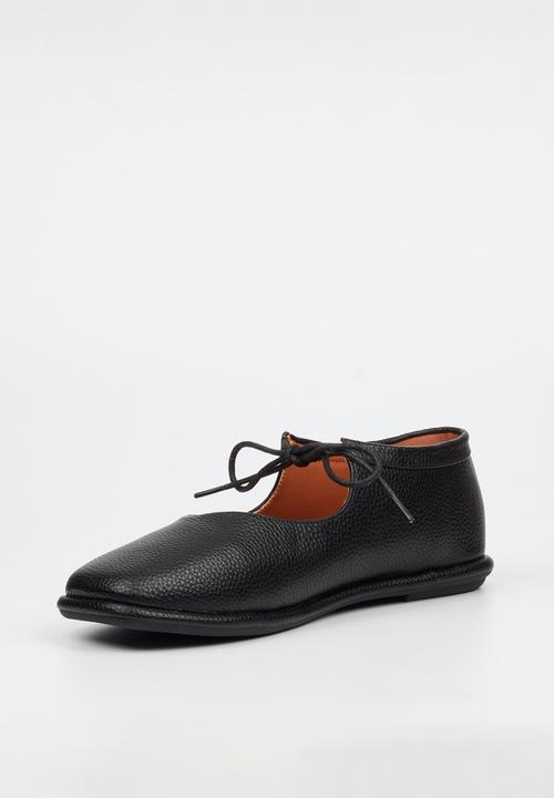 Butterfly Classics - Zaina 1 pump - black