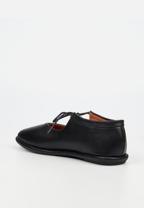 Butterfly Classics - Zaina 1 pump - black