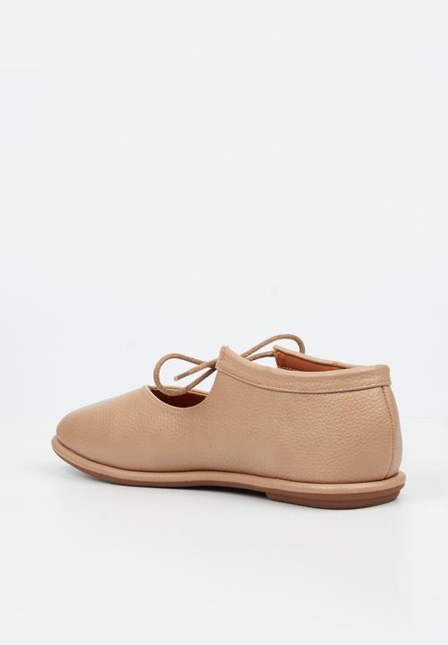 Butterfly Classics - Zaina 1 pump - taupe