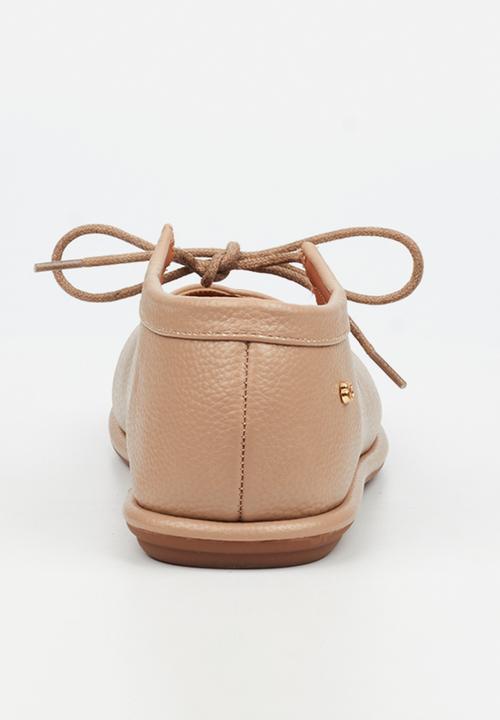 Butterfly Classics - Zaina 1 pump - taupe
