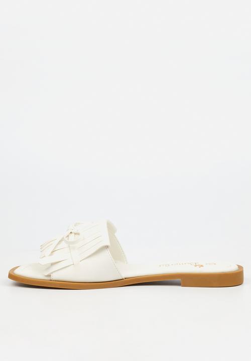 Butterfly Feet - Dorey 8 slide - white