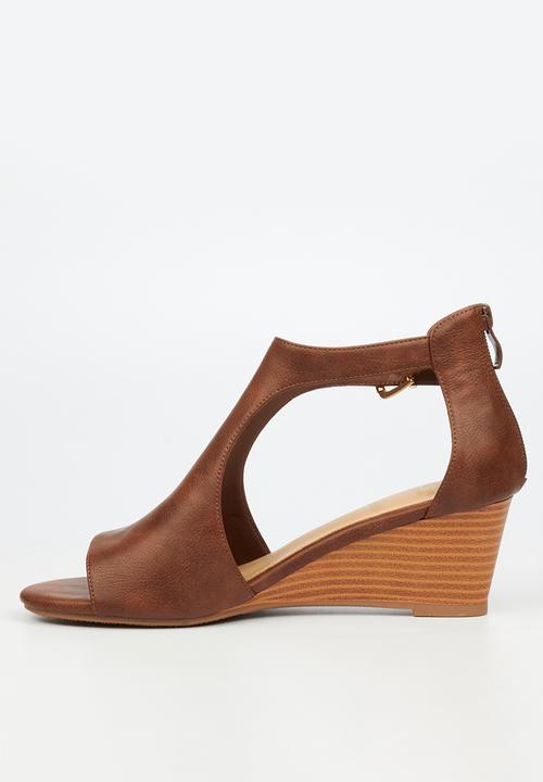 Butterfly Feet - Shani 15 wedge heel - chocolate