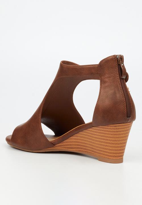 Butterfly Feet - Shani 15 wedge heel - chocolate