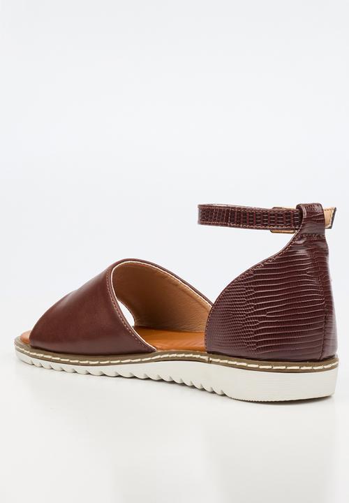 Butterfly Feet - Walnut 2 ankle strap sandal - chocolate