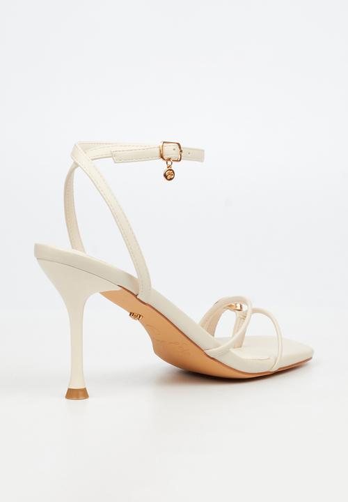 Miss Black - Chanel 6 gold trim strappy heel - ivory