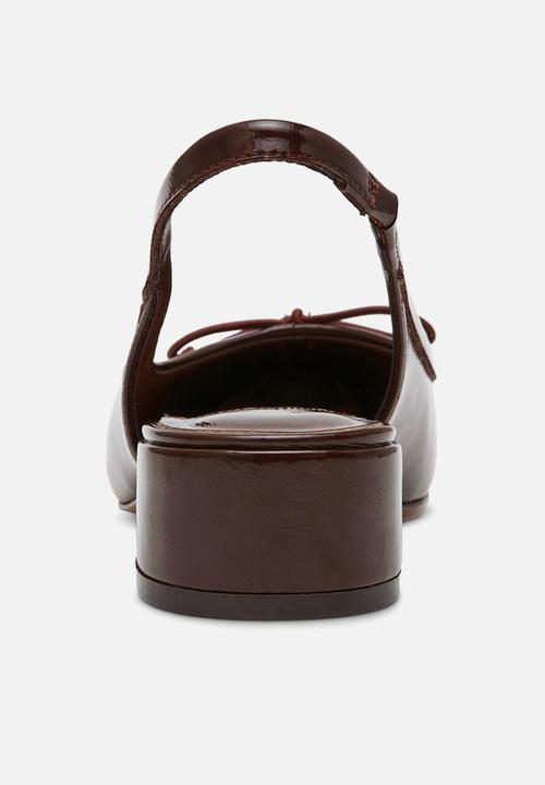Steve Madden - Loved slingback - brn patent