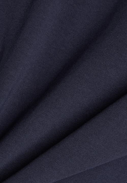 New Balance  - NB Athletics Premium Chest Logo Tee - Dark Night