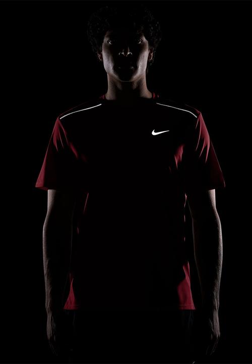 Nike - Miler Dri-FIT UV Running Tee in the Tough Red / Reflective Silver