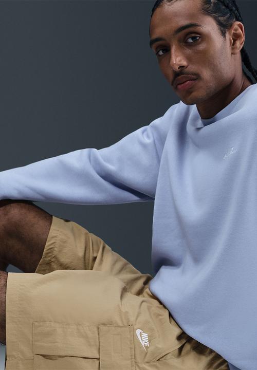 Nike - NSW Club  Utility Shorts - Parachute Beige/White