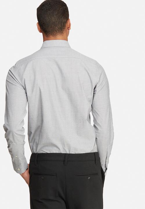 basicthread - Slim Fit Formal Shirt