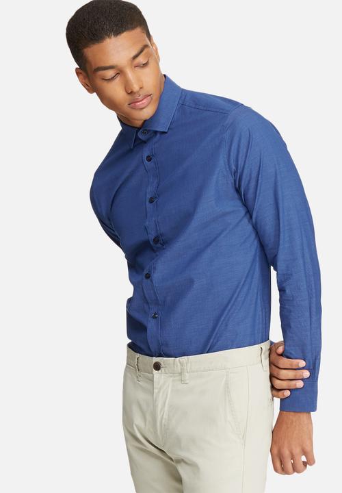basicthread - Slim Fit Formal Shirt