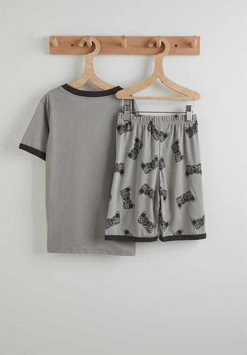 Pop Candy - Graphic tee and aop shorts pj set - grey