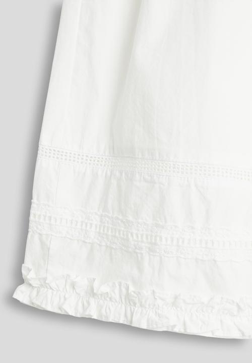 Pop Candy - Lace trim pants with hem ruffle - white