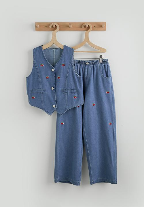 Pop Candy - Cherry aop denim vest & jeans - blue